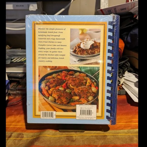 Amish Cooking Classics: Time-Honored Recipes for the Modern Kitchen - Picture 2 of 2
